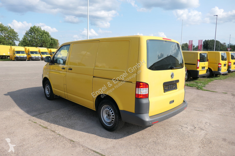 Véhicule utilitaire Volkswagen T5 Transporter...