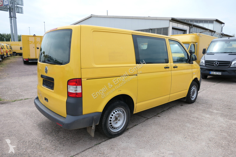 Autoutilitară Volkswagen T5 Transporter 2.0 TDI...