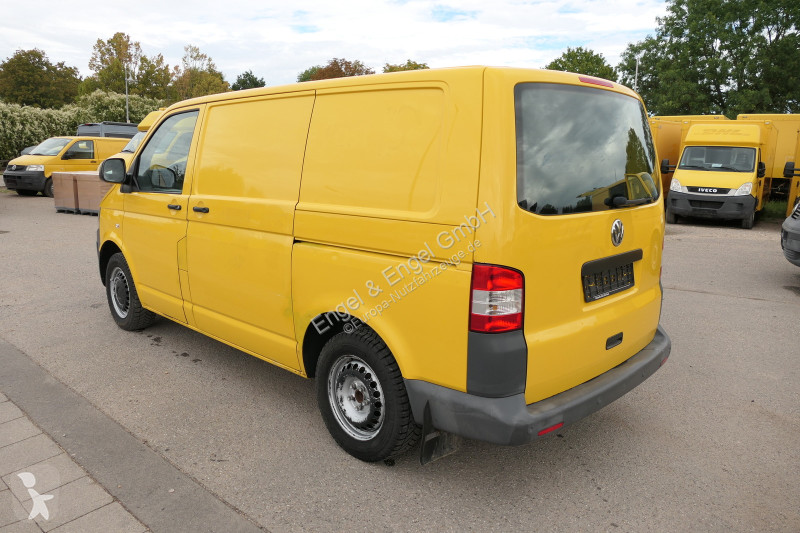 Véhicule utilitaire Volkswagen T5 Transporter...