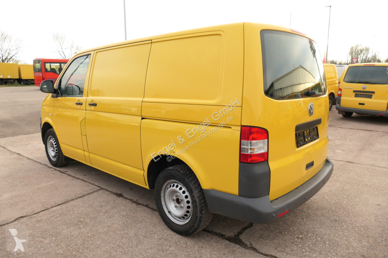 Véhicule utilitaire Volkswagen T5 Transporter...
