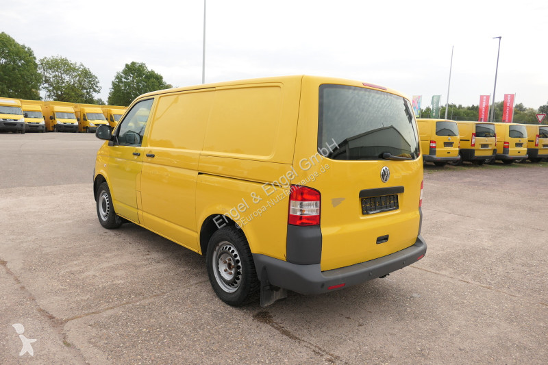 Véhicule utilitaire Volkswagen T5 Transporter...