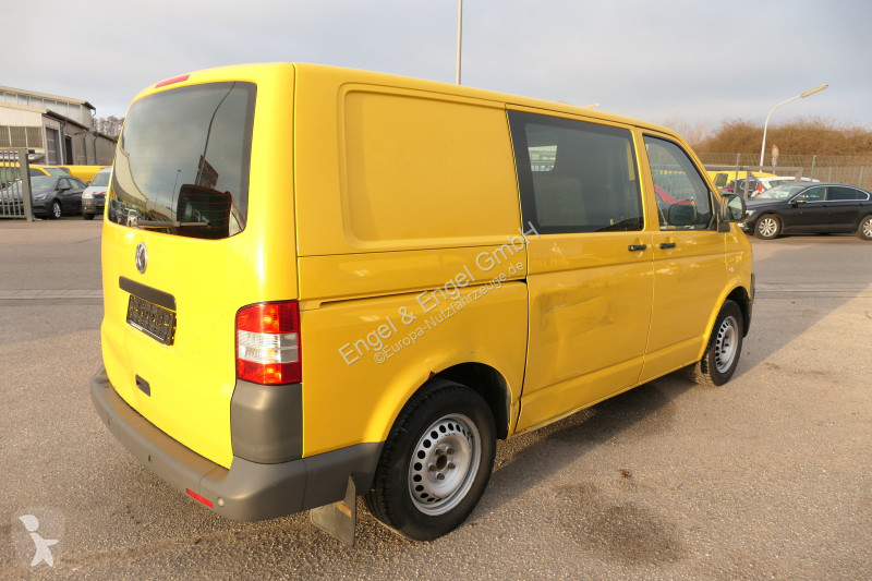 Autoutilitară Volkswagen T5 Transporter 2.0 TDI...