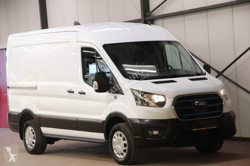 Furgoneta Ford 350 L2H2 Trend 68 kWh ELEKTRISCH...
