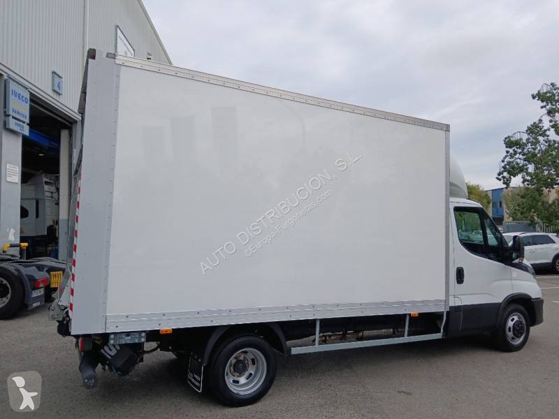 Autoutilitară Iveco