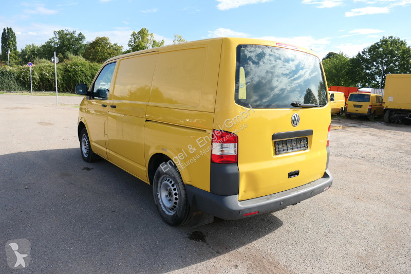 Autoutilitară Volkswagen T5 Transporter 2.0 TDI...