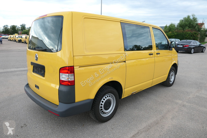 Комерційні автомобілі Volkswagen T5 Transporter...