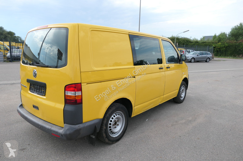 Autoutilitară Volkswagen T5 Transporter 2.0 TDI...