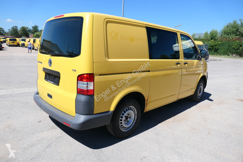 Véhicule utilitaire Volkswagen T5 Transporter...