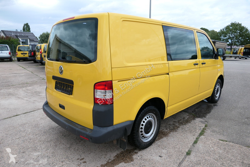 Autoutilitară Volkswagen T5 Transporter 2.0 TDI...