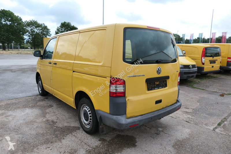 Коммерческий автомобиль Volkswagen T5...