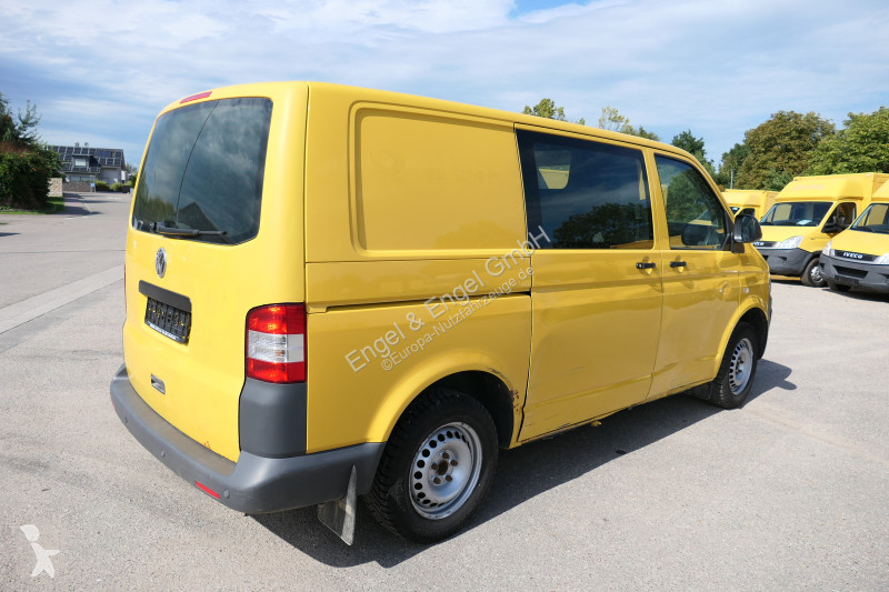Autoutilitară Volkswagen T5 Transporter 2.0 TDI...