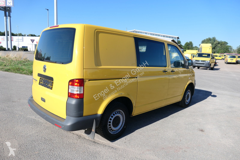 Véhicule utilitaire Volkswagen T5 Transporter...