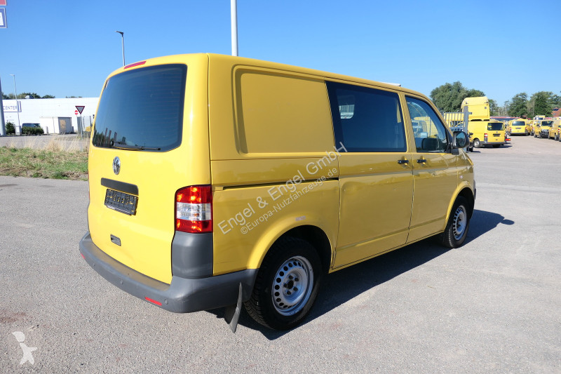 Véhicule utilitaire Volkswagen T5 Transporter...