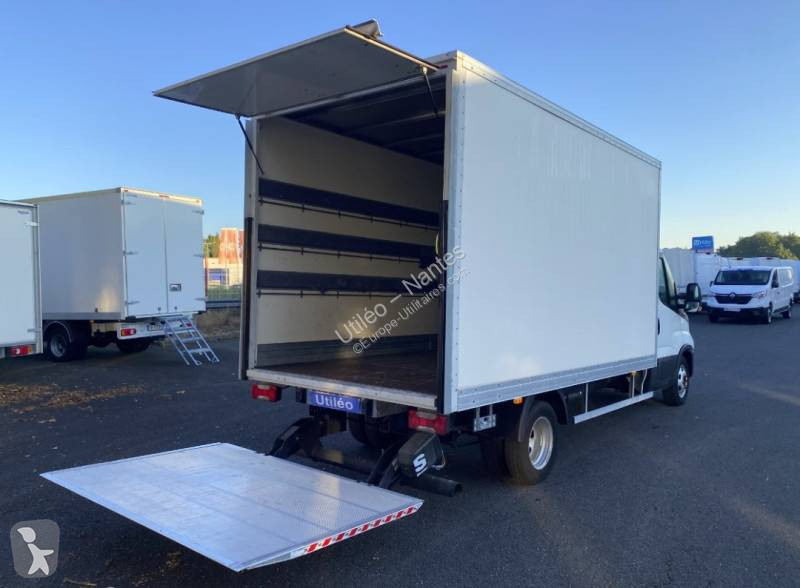 Véhicule utilitaire Iveco