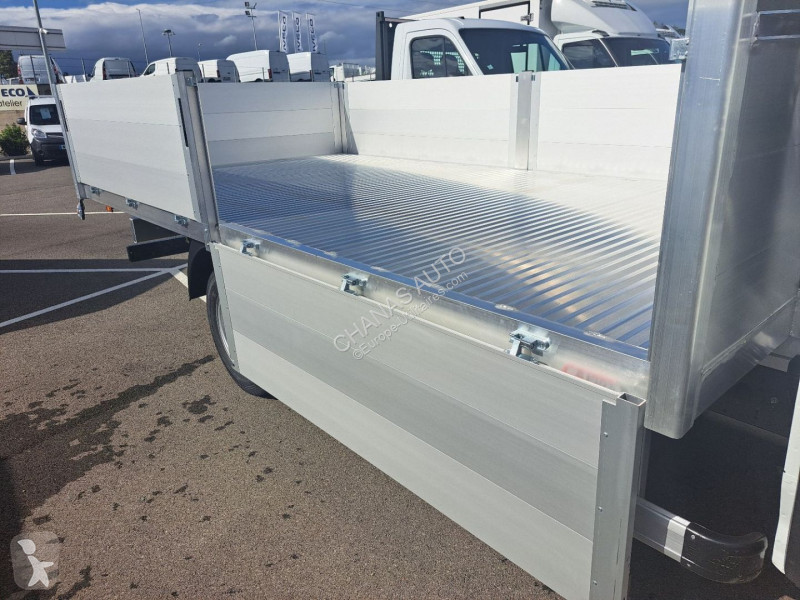 Furgoneta Iveco 35C16 160CV 3L ALUMINIUM 4M