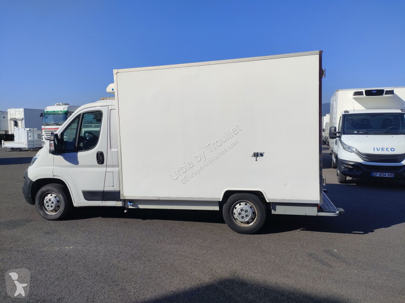 Véhicule utilitaire Fiat 12M3 130 CV FRIGO MONO...