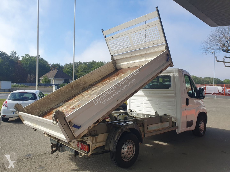 Véhicule utilitaire Peugeot BOXER BENNE 335 L2...
