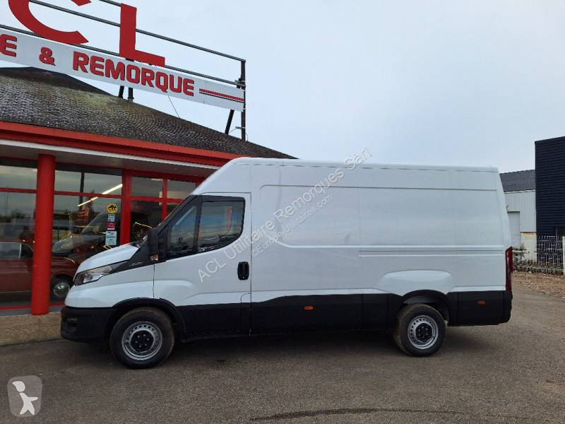 Furgoneta Iveco