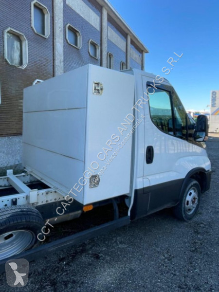 Varevogn Iveco 35C16H  3.0 P.3750 RIBALTABILE...