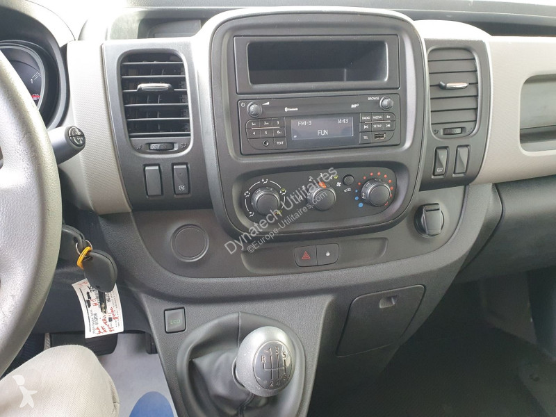 Veicolo commerciale Renault TRAFIC III FG L1H1...