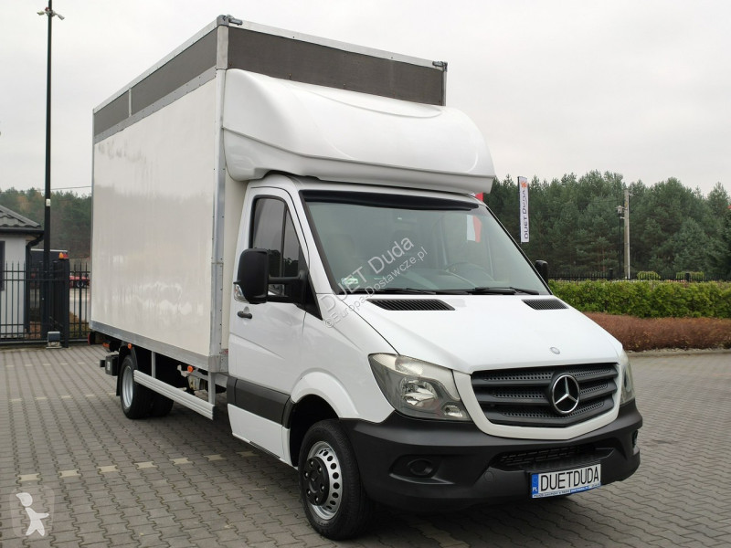 Autoutilitară Mercedes