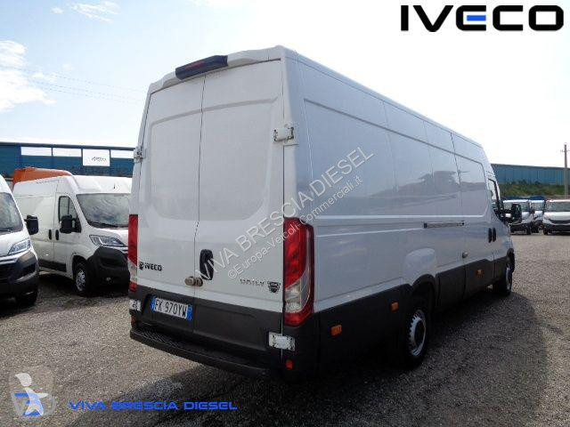 Veículo utilitário Iveco DAILY