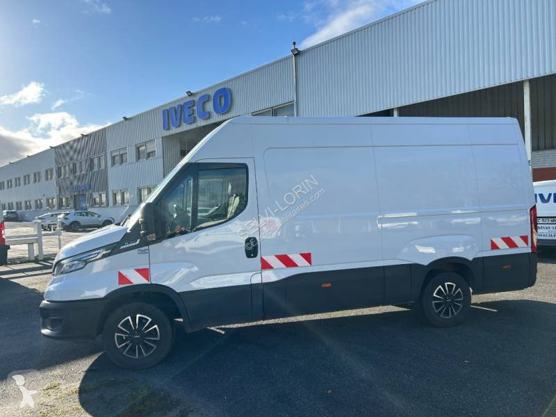 Veículo utilitário Iveco