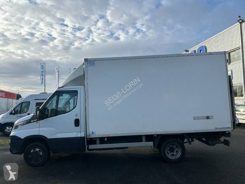 Véhicule utilitaire Iveco