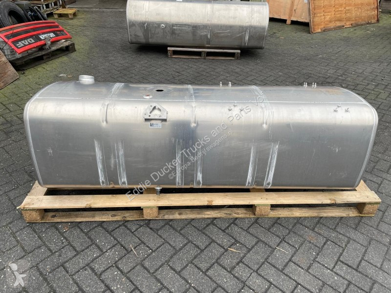 Véhicule utilitaire DAF 2241602 BRANDSTOFTANK...