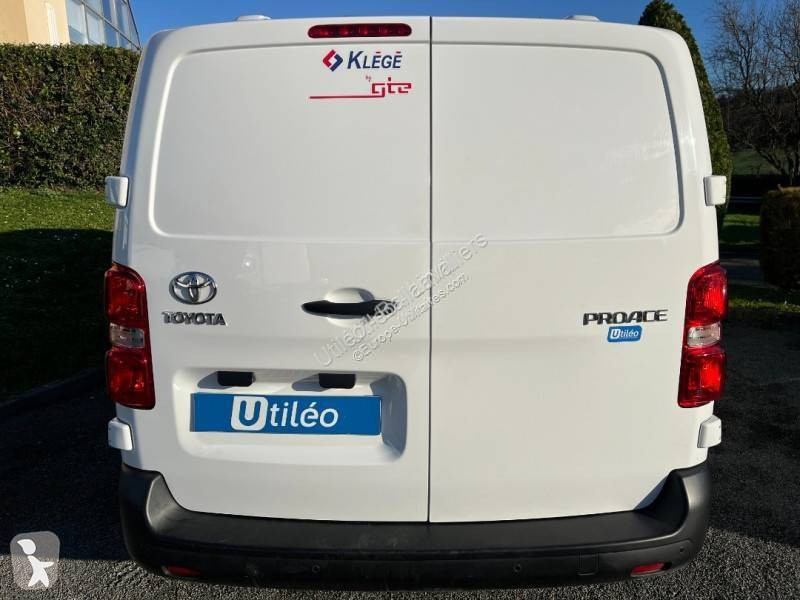 Furgoneta Toyota
