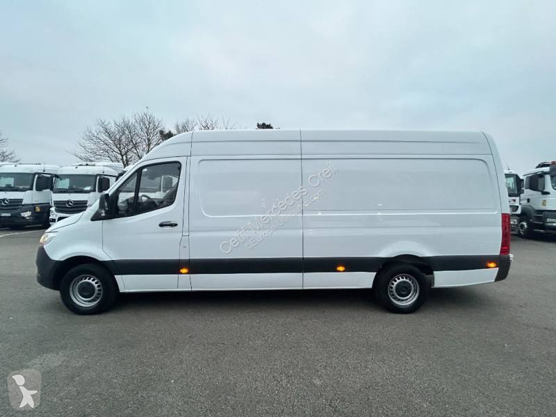 Véhicule utilitaire Mercedes