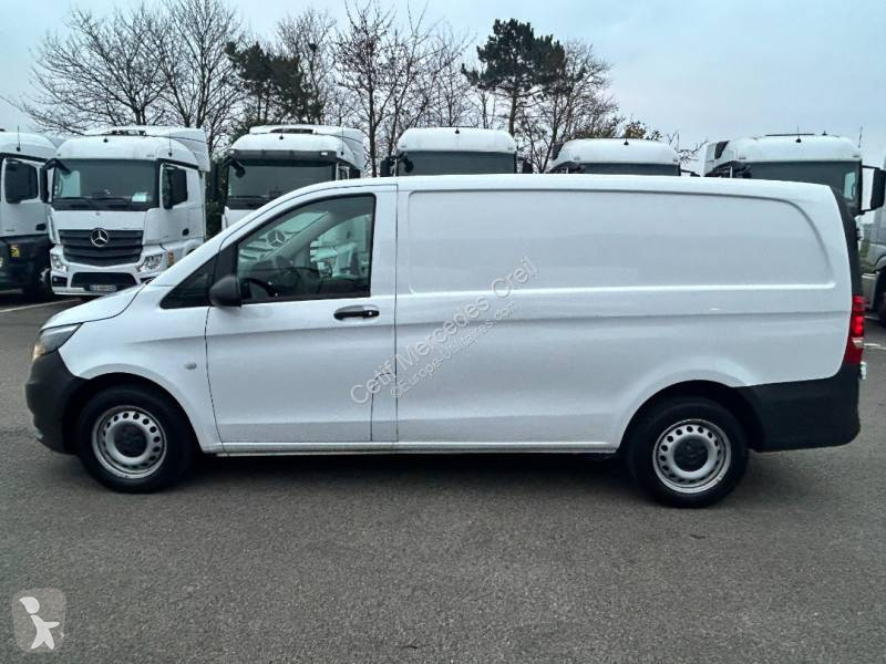 Véhicule utilitaire Mercedes