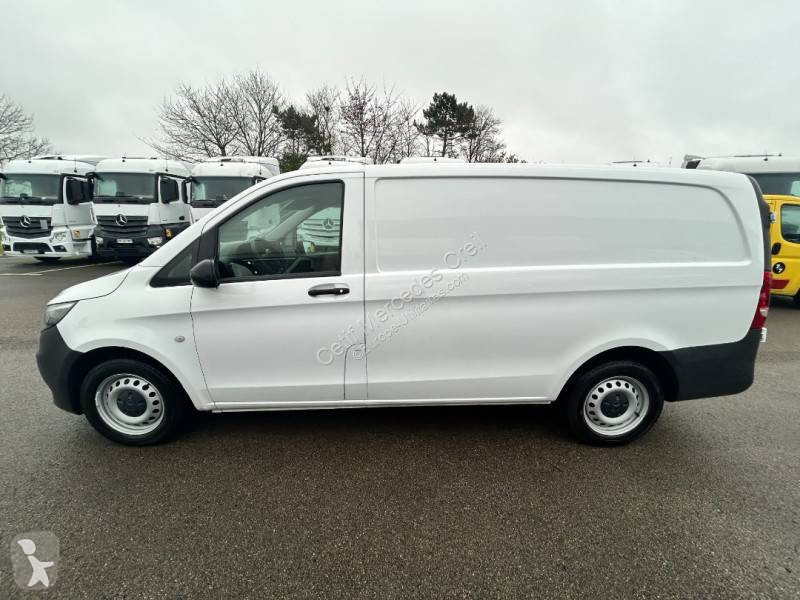 Véhicule utilitaire Mercedes
