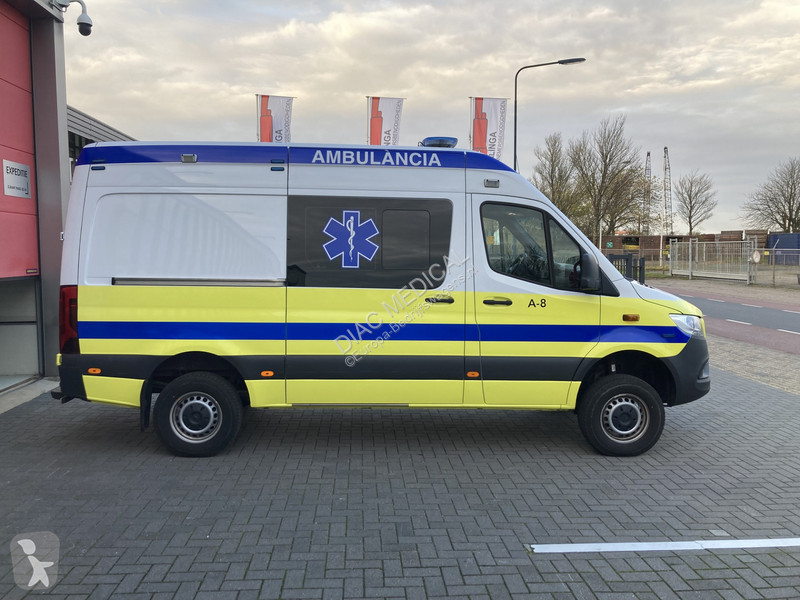 Autoutilitară Mercedes Ambulance 419 Cdi Diesel...