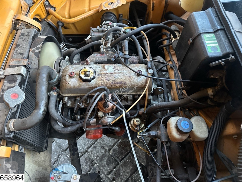 Autoutilitară DAF 55 T ?