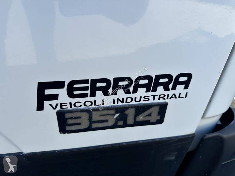 Varevogn Nissan