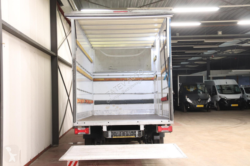 Autoutilitară Iveco 35C16 2.3 BAKWAGEN...