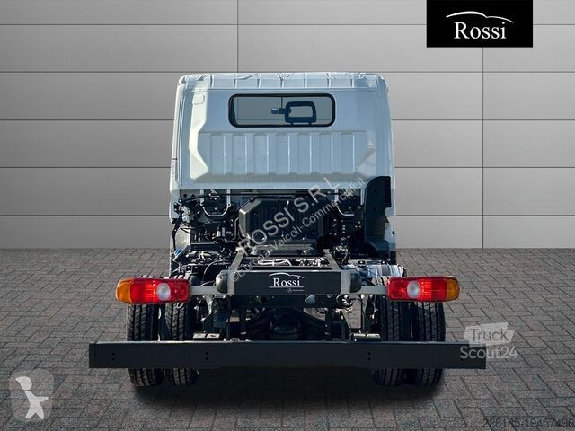Véhicule utilitaire Mercedes 3C13/25 TF1 MY22...