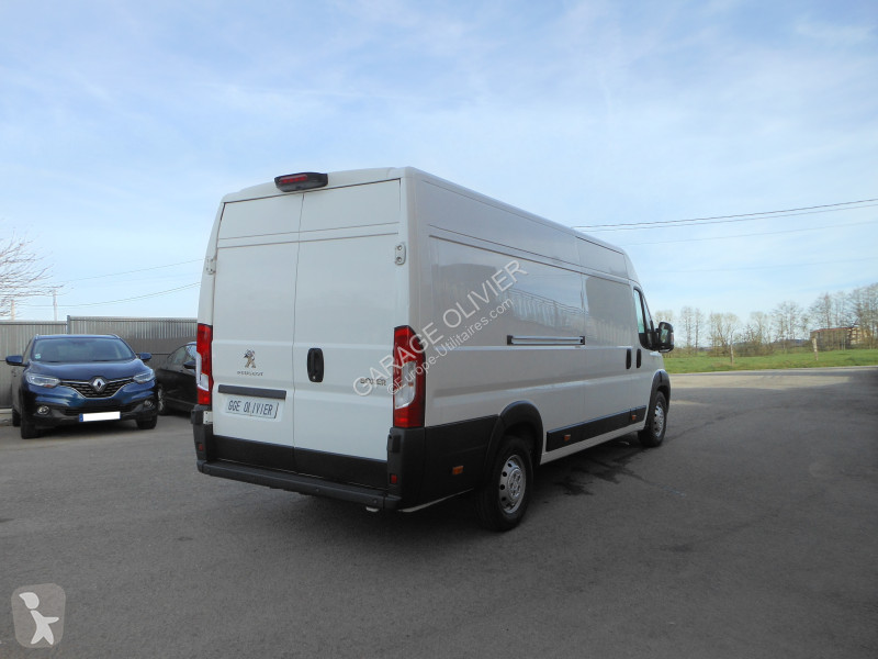 Autoutilitară Peugeot 435 L4H2 2.2 Bluehdi 140...