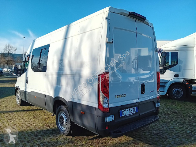 Veicolo commerciale Iveco DAILY 35S14 - 3520 - 6+1