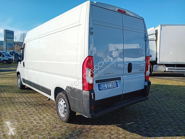 Autoutilitară Peugeot BOXER L3H2
