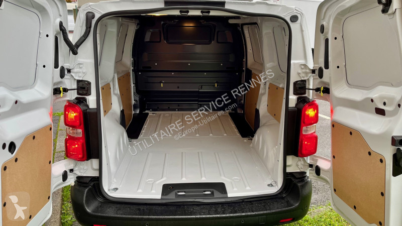 Autoutilitară Fiat BLUEHDI 145 M BVM6 - PACK...