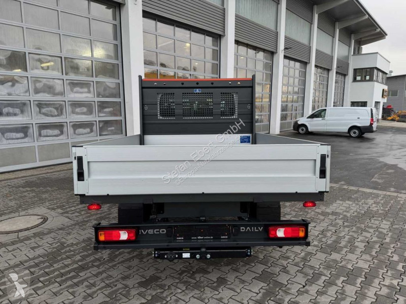 Véhicule utilitaire Iveco 35S16 A8 Pritsche...