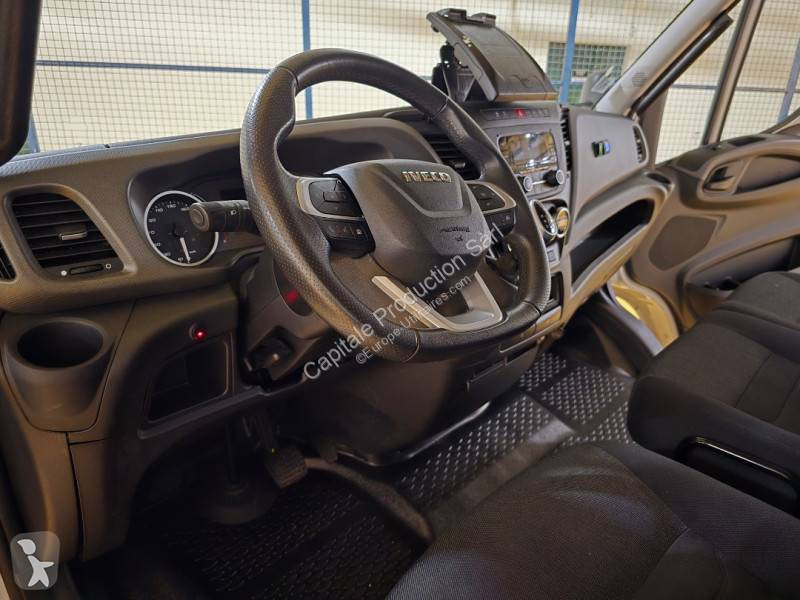Véhicule utilitaire Iveco