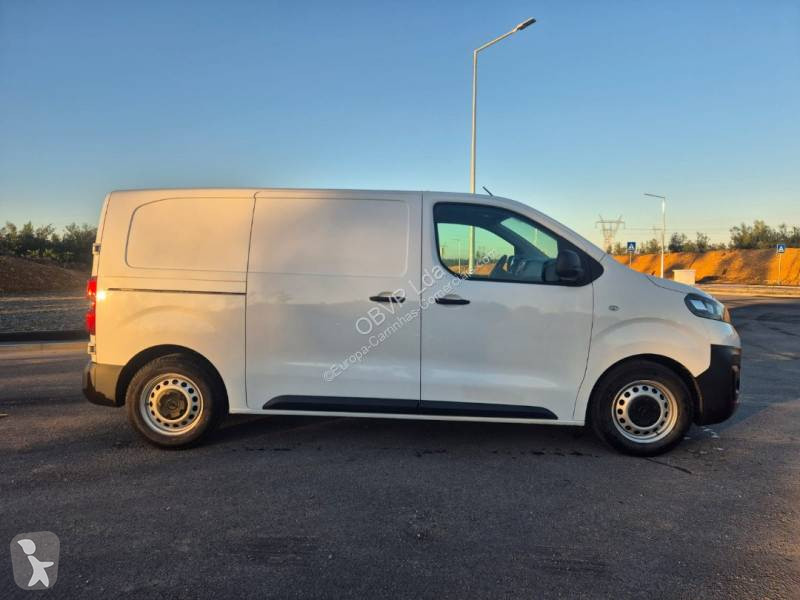 Veículo utilitário Opel