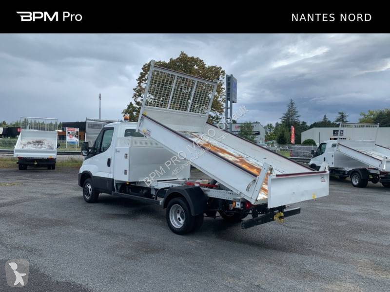 Véhicule utilitaire Iveco
