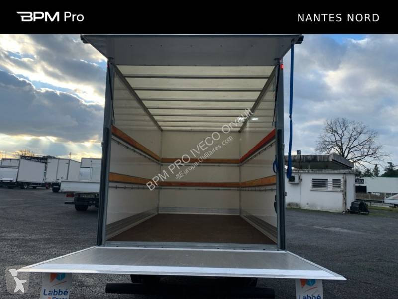 Véhicule utilitaire Iveco