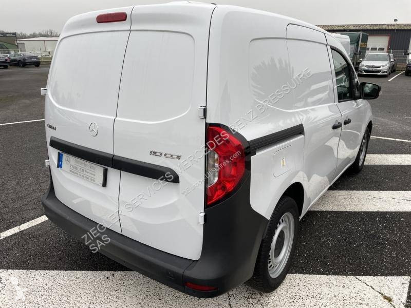 Véhicule utilitaire Mercedes
