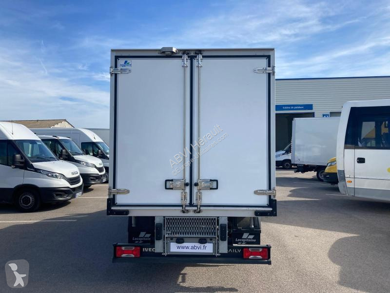 Veículo utilitário Iveco 35C18 FRIGO BOITE AUTO...