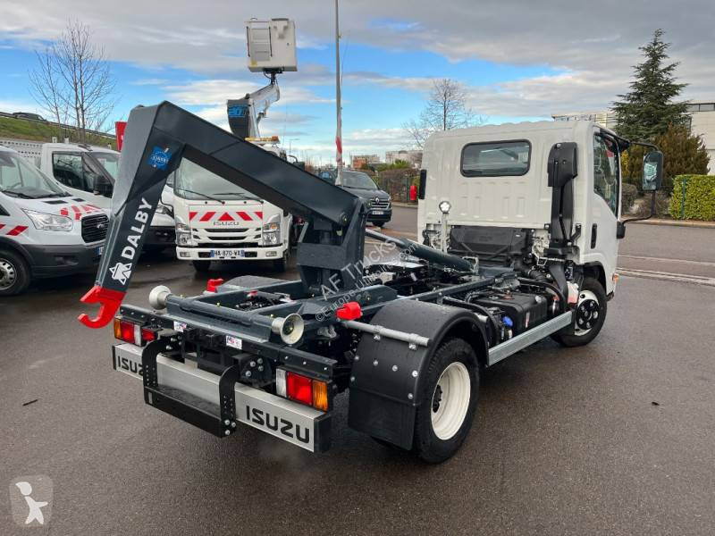 Furgoneta Isuzu